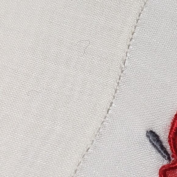 VTG 1960'S WOMENS HANKIE RED ROSE EMBROIDERED FLOWERS BRIDAL WEDDING WHITE - Picture 6 of 12